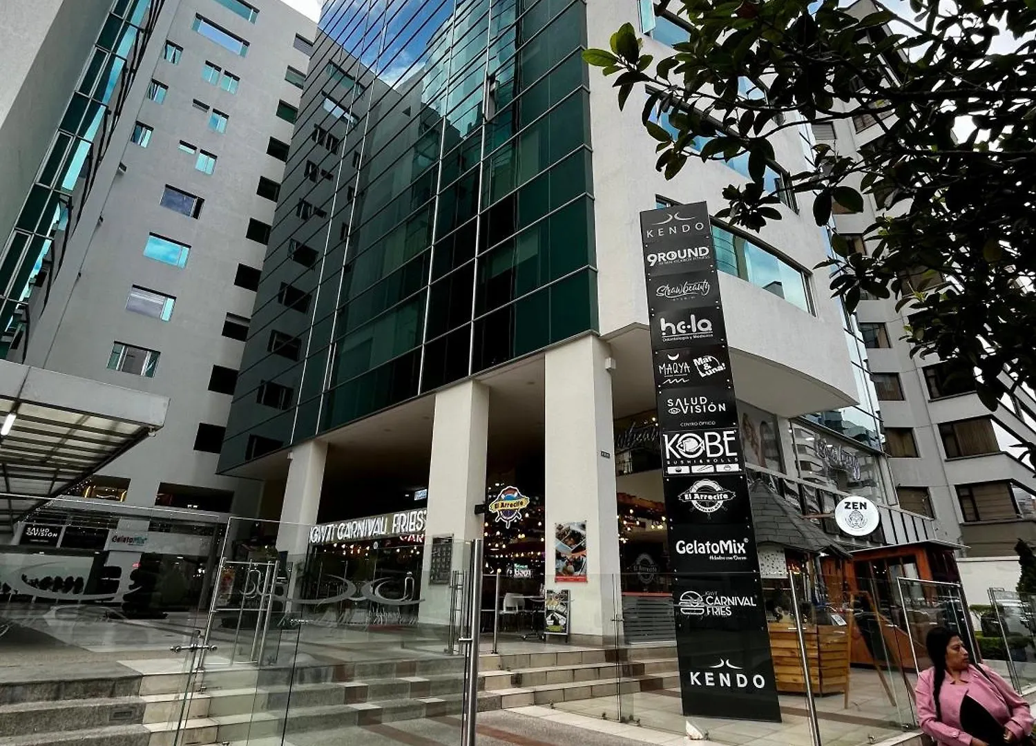 Suite Edificio Kendo Quito 0*,