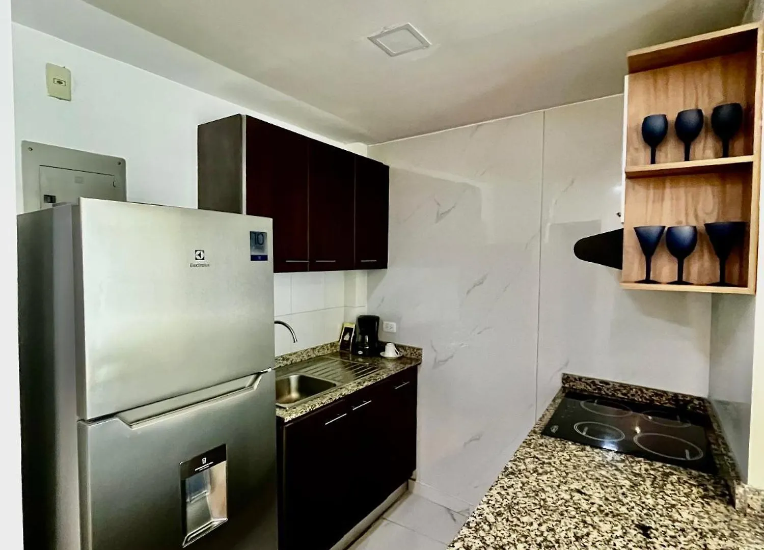 Suite Edificio Kendo Quito 0*,  Equador